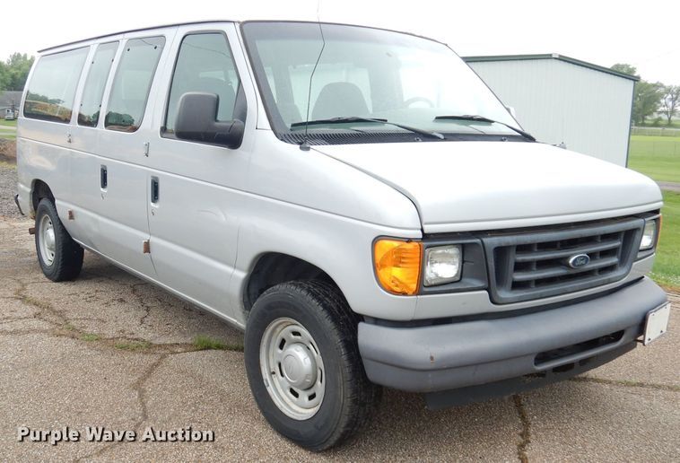 image for item DI6725 2006 Ford E150 XL  van