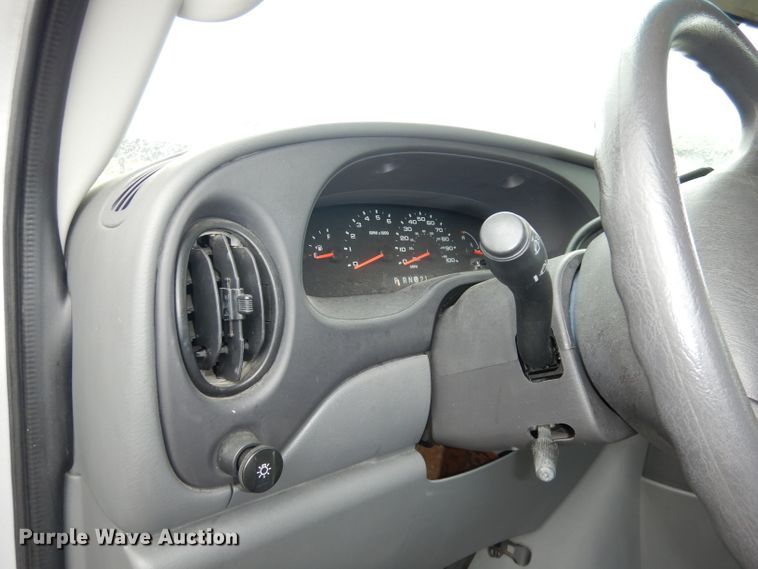 image for item DI6725 2006 Ford E150 XL  van