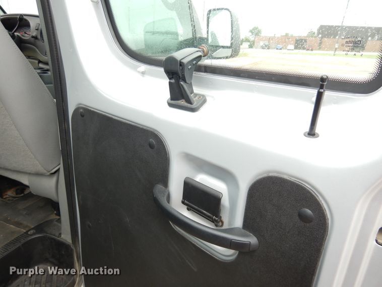image for item DI6725 2006 Ford E150 XL  van