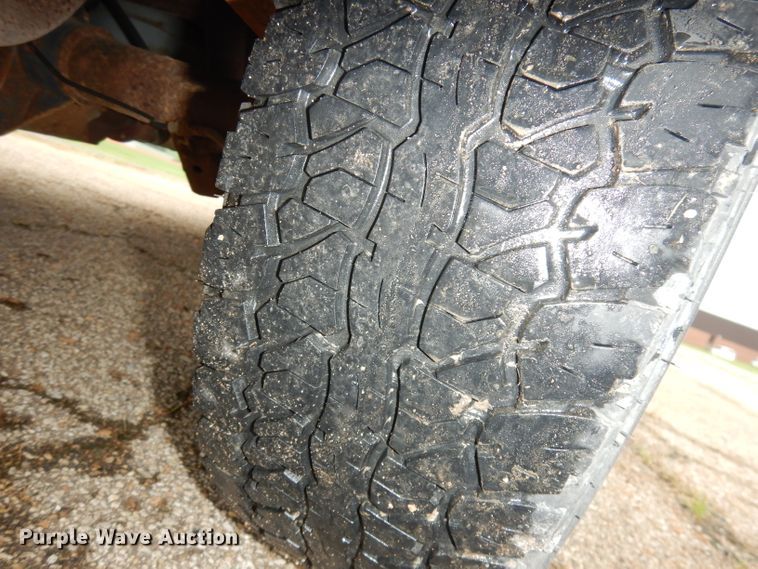 image for item DI6725 2006 Ford E150 XL  van