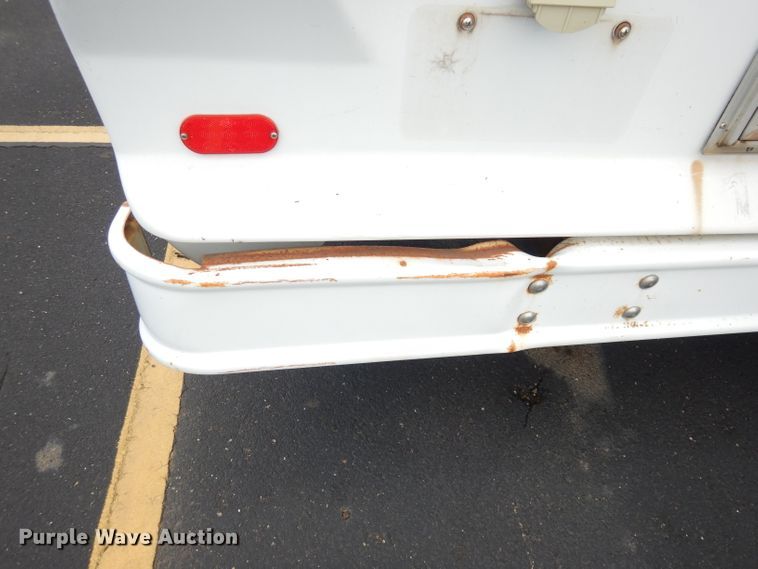 image for item DI6726 2008 Ford E450 Super Duty  shuttle bus