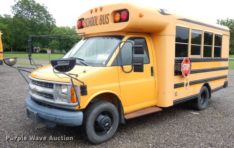 image for item DI6731 2000 Chevrolet Express 3500 Cargo  school bus