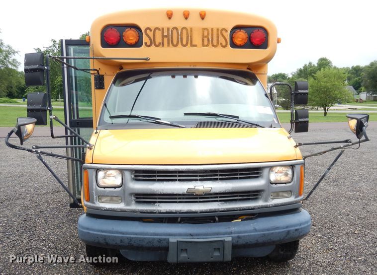 image for item DI6731 2000 Chevrolet Express 3500 Cargo  school bus