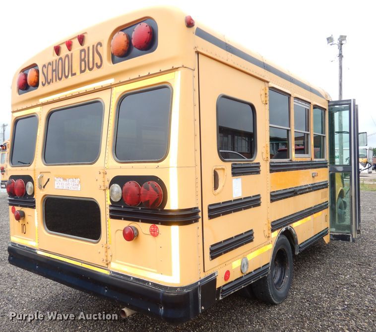 image for item DI6731 2000 Chevrolet Express 3500 Cargo  school bus