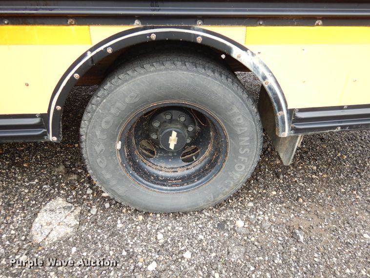 image for item DI6731 2000 Chevrolet Express 3500 Cargo  school bus