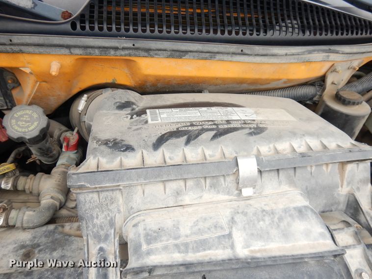 image for item DI6731 2000 Chevrolet Express 3500 Cargo  school bus