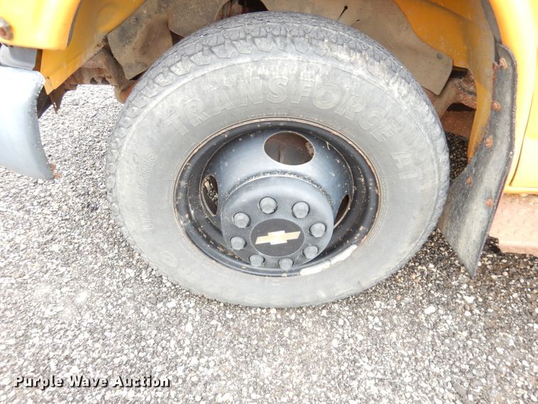 image for item DI6731 2000 Chevrolet Express 3500 Cargo  school bus