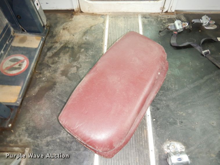 image for item DI6731 2000 Chevrolet Express 3500 Cargo  school bus