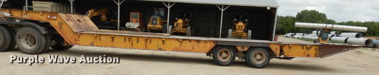 image for item DI6732 1977 Muv-All 4050T  drop deck equipment trailer