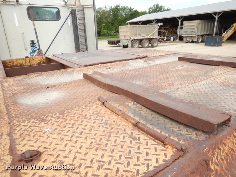 image for item DI6732 1977 Muv-All 4050T  drop deck equipment trailer