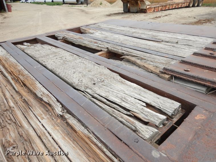 image for item DI6732 1977 Muv-All 4050T  drop deck equipment trailer