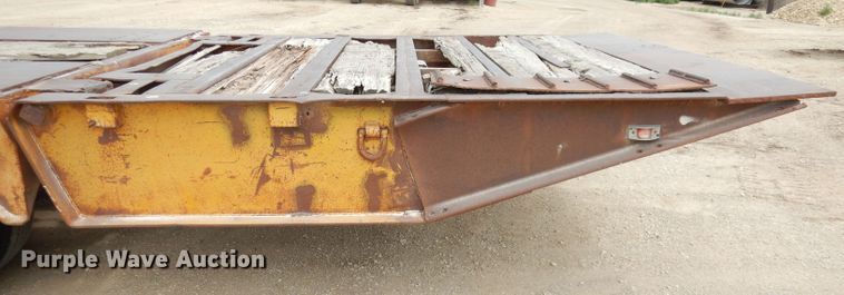 image for item DI6732 1977 Muv-All 4050T  drop deck equipment trailer
