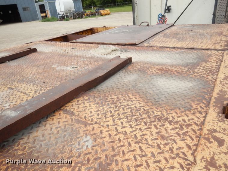 image for item DI6732 1977 Muv-All 4050T  drop deck equipment trailer