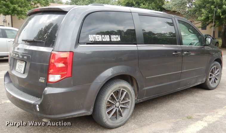 image for item DI6737 2017 Dodge Grand Caravan SXT  van