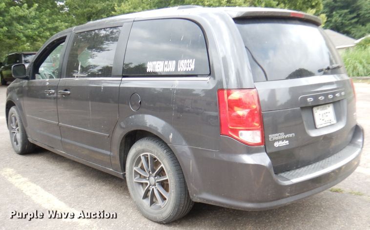 image for item DI6737 2017 Dodge Grand Caravan SXT  van