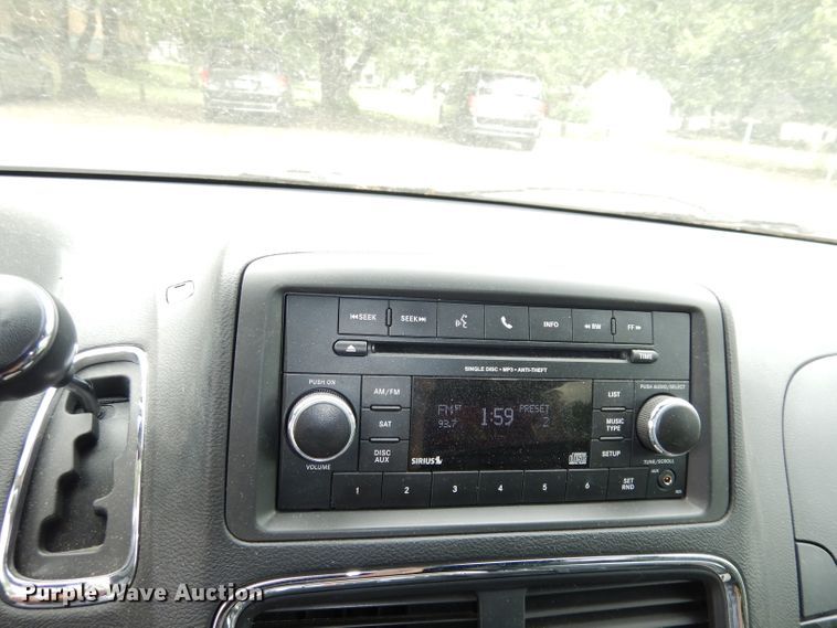 image for item DI6737 2017 Dodge Grand Caravan SXT  van