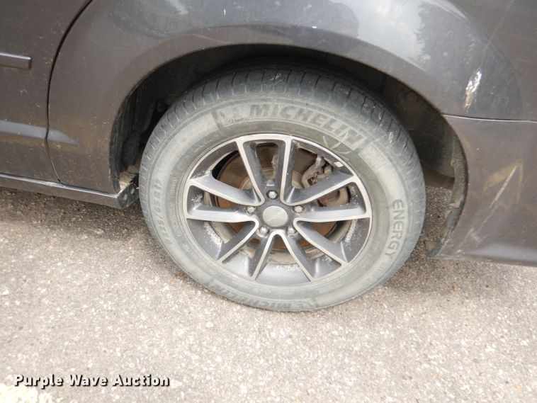 image for item DI6737 2017 Dodge Grand Caravan SXT  van