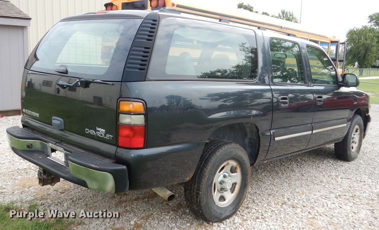 image for item DI6743 2005 Chevrolet Suburban  SUV