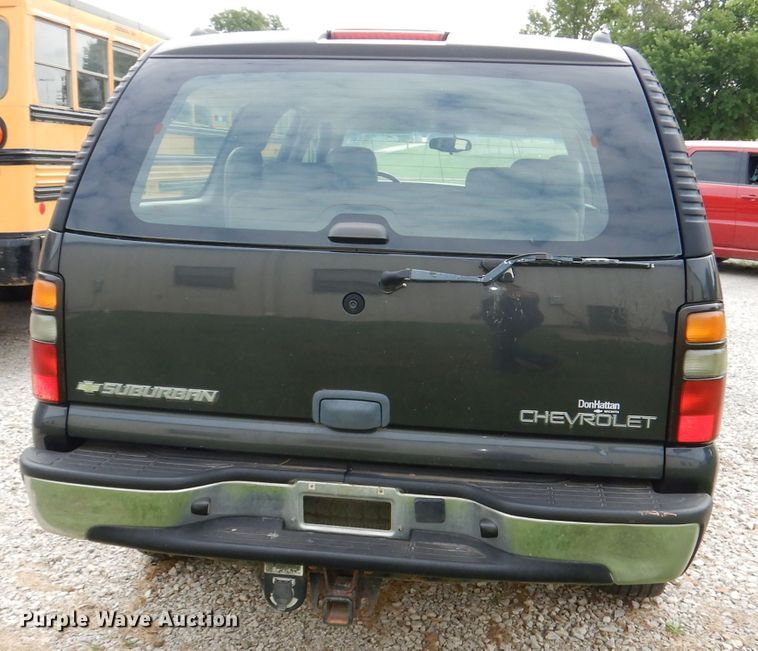 image for item DI6743 2005 Chevrolet Suburban  SUV