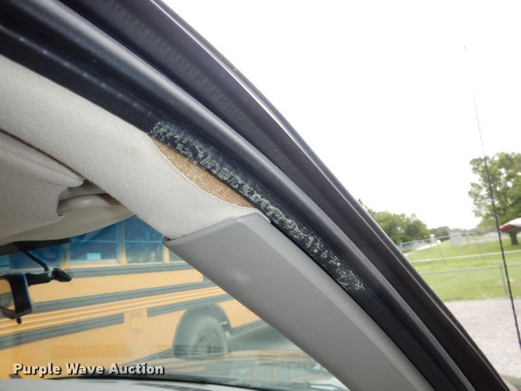 image for item DI6743 2005 Chevrolet Suburban  SUV