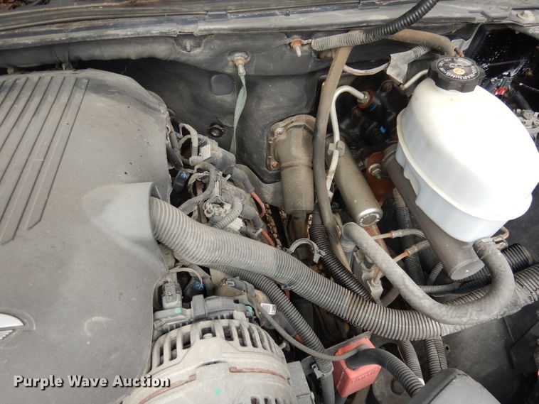 image for item DI6743 2005 Chevrolet Suburban  SUV