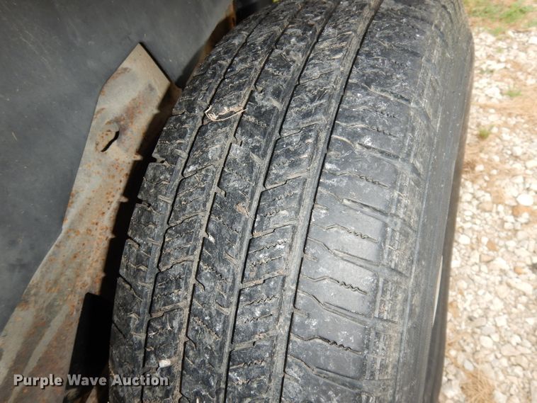 image for item DI6743 2005 Chevrolet Suburban  SUV