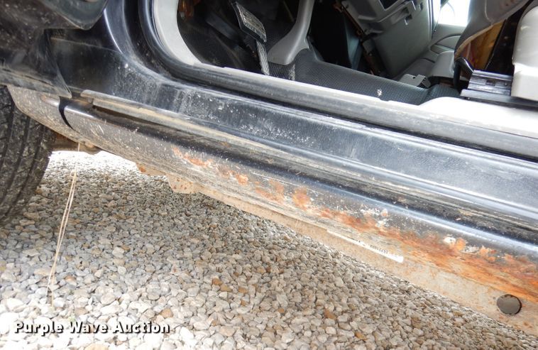 image for item DI6743 2005 Chevrolet Suburban  SUV