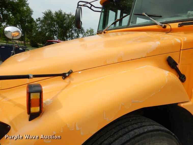 image for item DI6744 2005 Blue Bird Vision  school bus