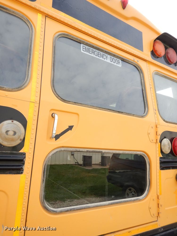 image for item DI6744 2005 Blue Bird Vision  school bus