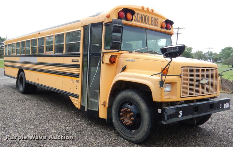 image for item DI6745 2001 Chevrolet C7H064  school bus