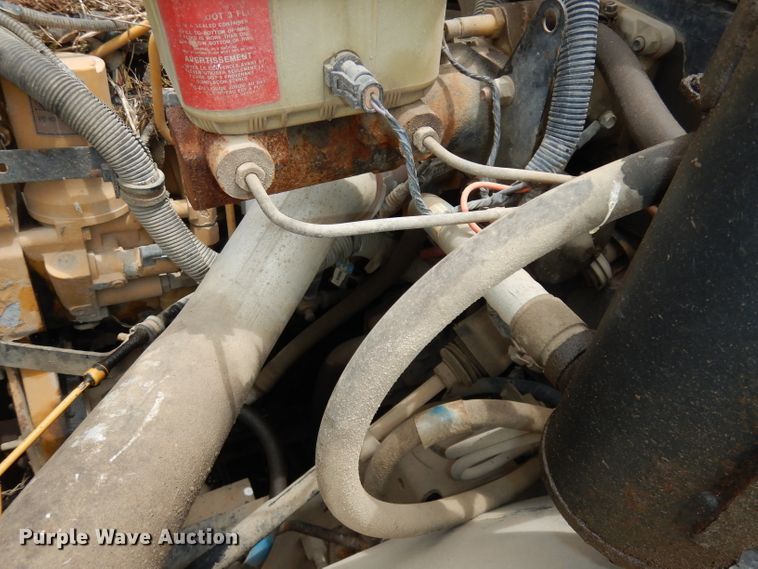 image for item DI6745 2001 Chevrolet C7H064  school bus