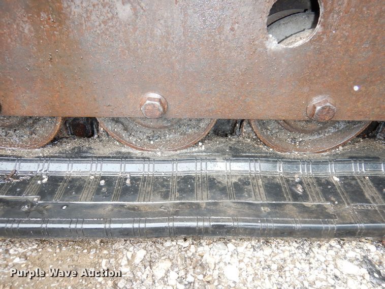 image for item DI6746 2010 Bobcat T320  tracked skid steer loader