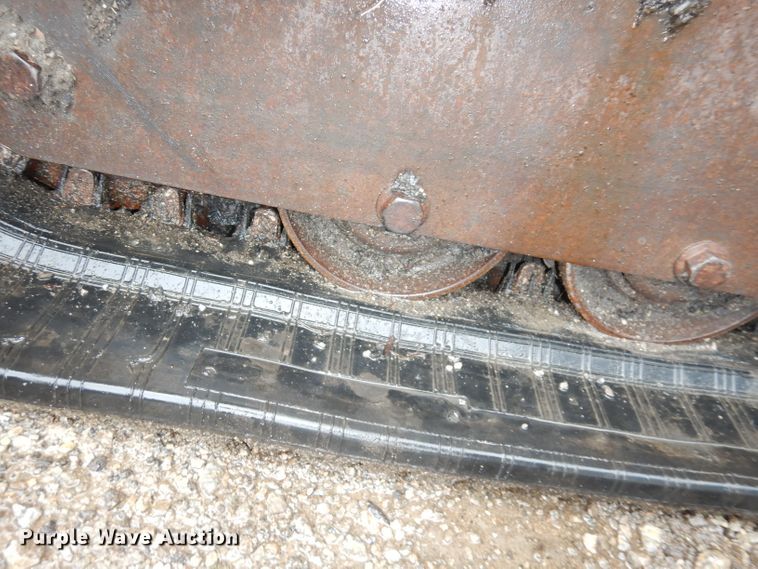 image for item DI6746 2010 Bobcat T320  tracked skid steer loader