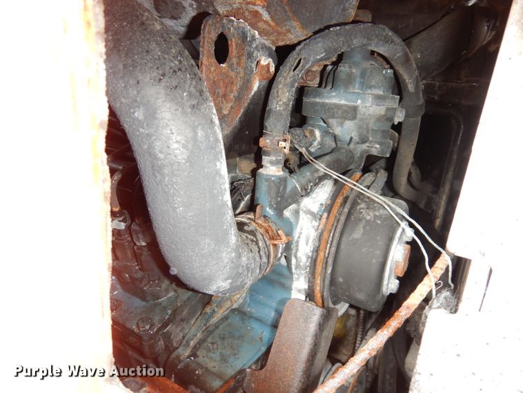 image for item DI6746 2010 Bobcat T320  tracked skid steer loader