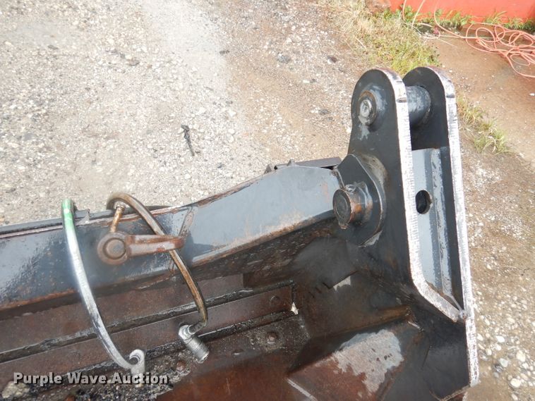 image for item DI6746 2010 Bobcat T320  tracked skid steer loader