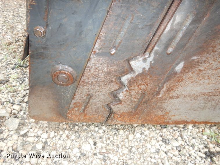 image for item DI6746 2010 Bobcat T320  tracked skid steer loader