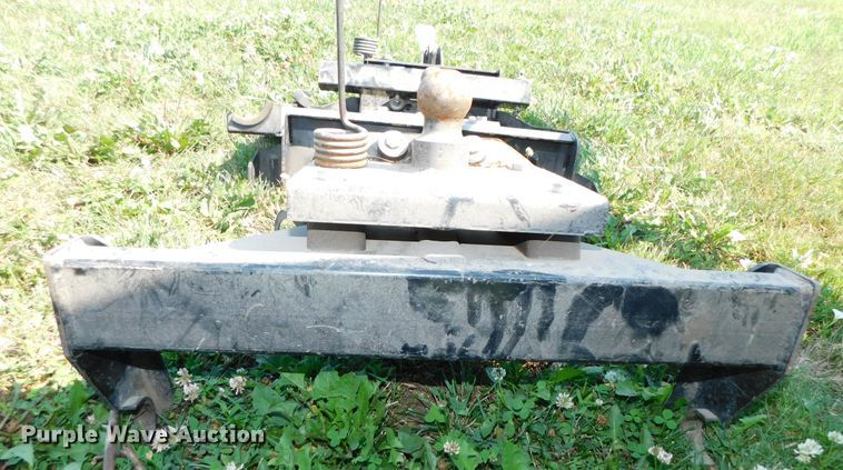 image for item DK8602 Cushman TD2000  top dresser spreader