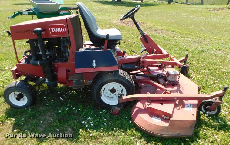 image for item DK8603 2004 Toro Ground Master 345  ZTR lawn mower
