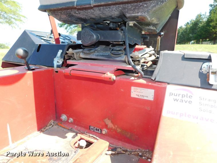 image for item DK8603 2004 Toro Ground Master 345  ZTR lawn mower