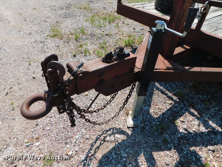 image for item DK8604 1989 Olathe  utility trailer