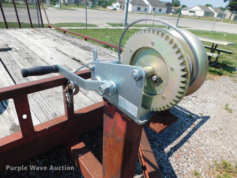 image for item DK8604 1989 Olathe  utility trailer