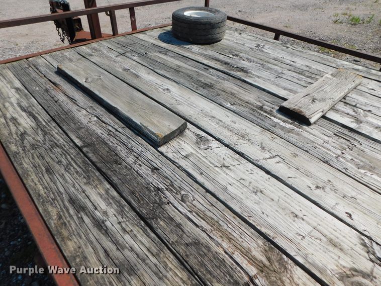 image for item DK8604 1989 Olathe  utility trailer