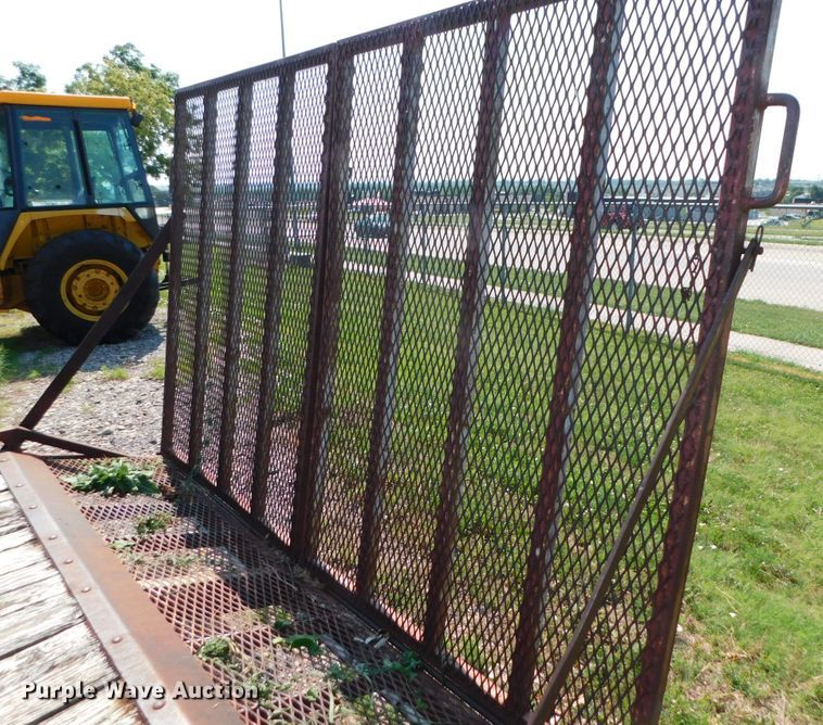 image for item DK8604 1989 Olathe  utility trailer