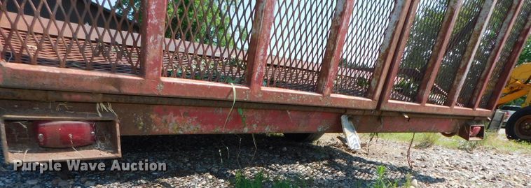 image for item DK8604 1989 Olathe  utility trailer