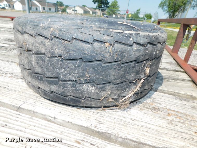 image for item DK8604 1989 Olathe  utility trailer