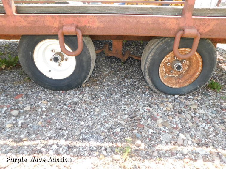 image for item DK8604 1989 Olathe  utility trailer