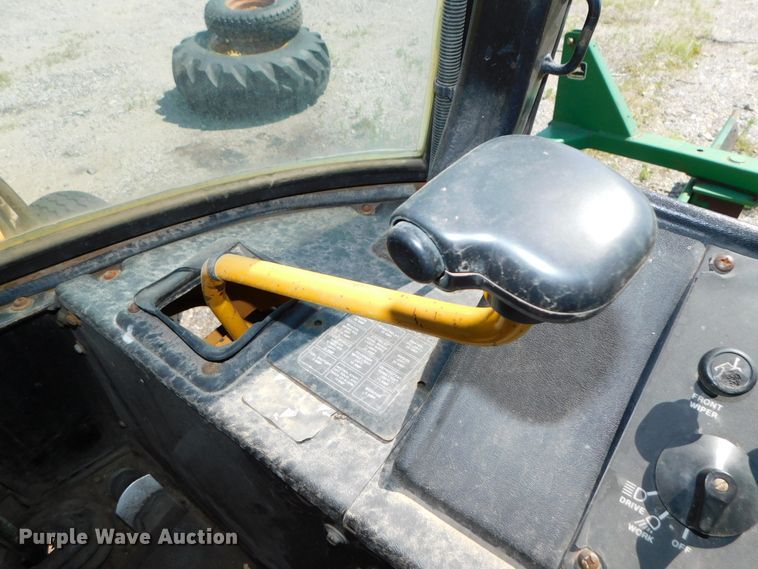 image for item DK8605 1991 John Deere 210C  landscape tractor