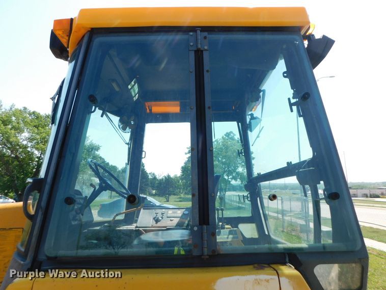 image for item DK8605 1991 John Deere 210C  landscape tractor