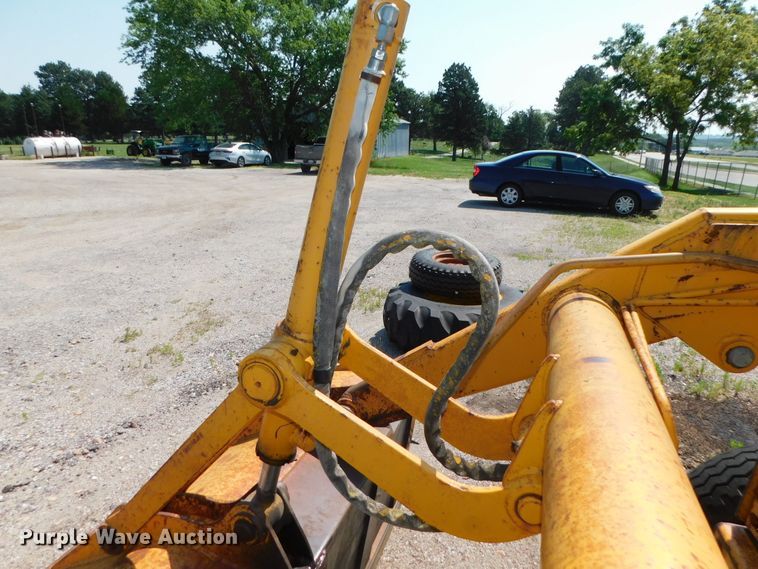 image for item DK8605 1991 John Deere 210C  landscape tractor