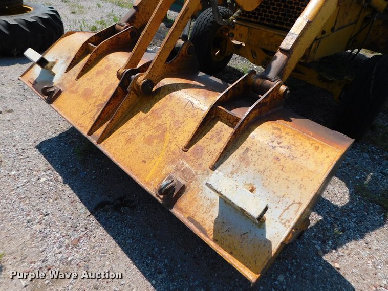 image for item DK8605 1991 John Deere 210C  landscape tractor